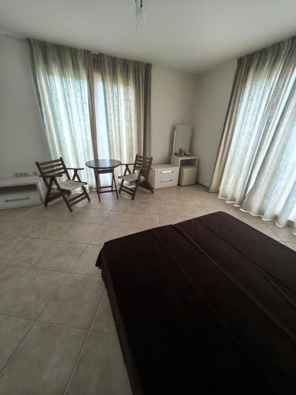 Dl Apartments Aheloy Luaran gambar